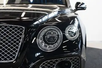 Bentley Bentayga, 6.0, 447 kW, бензин, автомат, полный привод