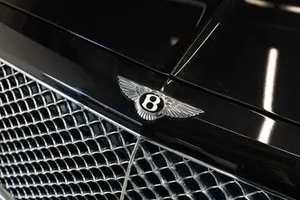Bentley Bentayga, 6.0, 447 kW, бензин, автомат, полный привод