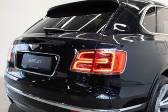 Bentley Bentayga, 6.0, 447 kW, бензин, автомат, полный привод