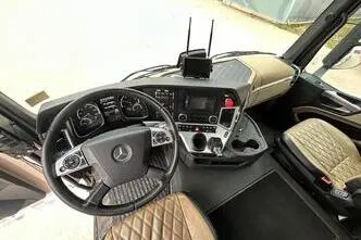Mercedes-Benz Actros, 390 kW, diisel, automaat