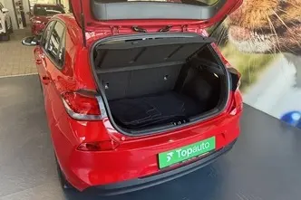 Hyundai i30, 1.4, 103 kW, бензин, автомат, передний привод
