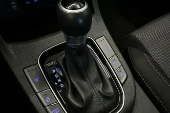 Hyundai i30, 1.4, 103 kW, бензин, автомат, передний привод