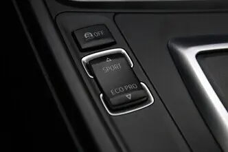 BMW 320, 2.0, 140 kW, дизель, автомат, задний привод