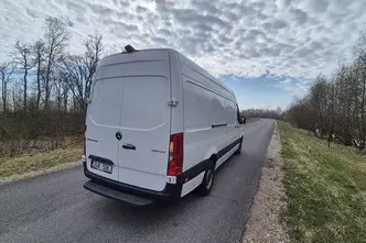 Mercedes-Benz Sprinter, 2.0, 110 kW, diesel, manual, rear-wheel drive