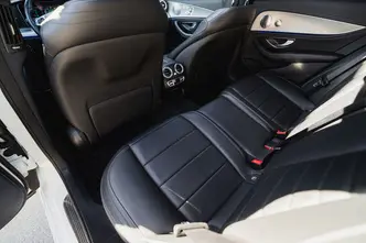 Mercedes-Benz E 220, 2.0, 143 kW, дизель, автомат, задний привод