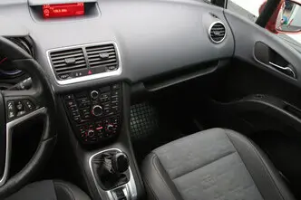 Opel Meriva, 1.4, 103 kW, bensiin, manuaal, esivedu
