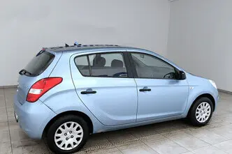 Hyundai i20, 1.2, 57 kW, petrol, manual, front-wheel drive