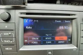 Toyota Prius, 1.8, 73 kW, hybrid, automatic, front-wheel drive