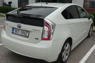 Toyota Prius, 1.8, 73 kW, hybrid, automatic, front-wheel drive