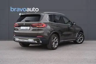 BMW X5, 3.0, 250 kW, petrol, automatic, four-wheel drive