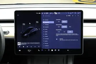 Tesla Model 3, 88 kW, elekter, automaat, tagavedu