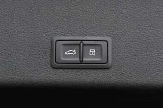 Audi e-tron, 230 kW, elekter, automaat, nelikvedu