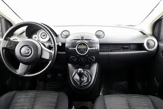 Mazda 2, 1.3, 55 kW, бензин, механическая, передний привод