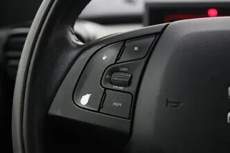 Citroën C4 Cactus, 1.6, 73 kW, diesel, manual, front-wheel drive