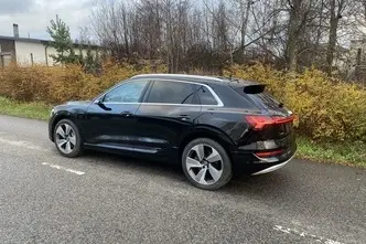 Audi e-tron, 158 kW, electric, automatic, four-wheel drive