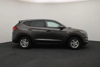 Hyundai Tucson, 1.6, 100 kW, diesel, automatic, front-wheel drive