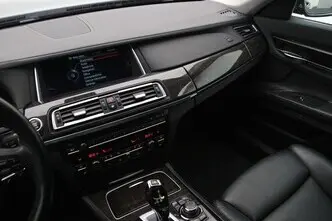 BMW 730, 3.0, 190 kW, diesel, automatic, four-wheel drive