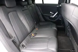 Mercedes-Benz CLA 250, 1.3, 118 kW, plug-in hybrid, automatic, front-wheel drive