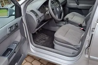Volkswagen Polo, 44 kW, petrol, manual, front-wheel drive