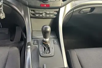 Honda Accord, 2.0, 115 kW, petrol, automatic, front-wheel drive