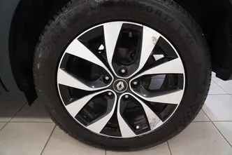 Renault Arkana, 1.3, 103 kW, гибрид, автомат, передний привод