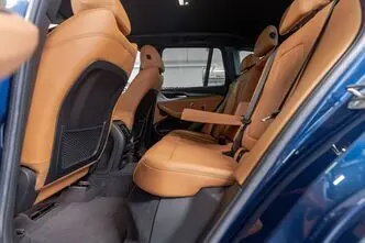 BMW X3, 2.0, 135 kW, hübriid, automaat, nelikvedu