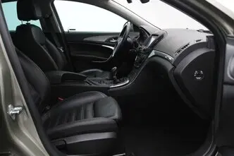 Opel Insignia, 1.6, 100 kW, дизель, механическая, передний привод