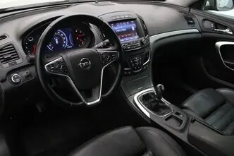 Opel Insignia, 1.6, 100 kW, дизель, механическая, передний привод