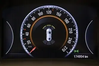 Opel Insignia, 1.6, 100 kW, дизель, механическая, передний привод