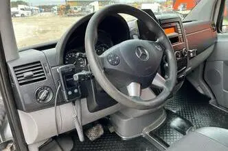 Mercedes-Benz Sprinter, 140 kW, diesel, automatic