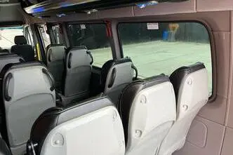 Mercedes-Benz Sprinter, 140 kW, diesel, automatic