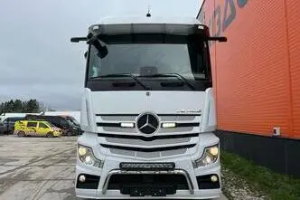 Mercedes-Benz Actros, 390 kW, diesel, automatic
