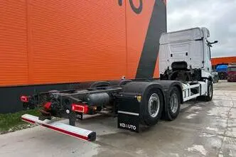 Mercedes-Benz Actros, 390 kW, diesel, automatic
