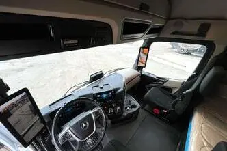 Mercedes-Benz Actros, 390 kW, diesel, automatic