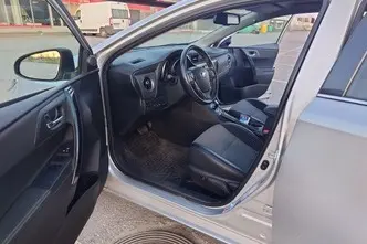 Toyota Auris, hübriid, automaat, esivedu