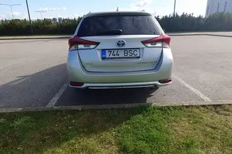 Toyota Auris, hübriid, automaat, esivedu
