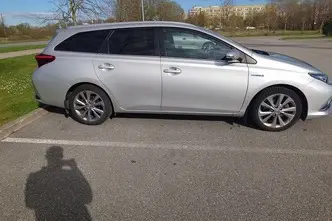 Toyota Auris, hübriid, automaat, esivedu