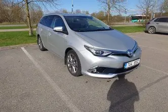 Toyota Auris, hübriid, automaat, esivedu