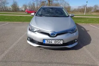 Toyota Auris, hübriid, automaat, esivedu