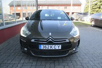 Citroën DS5, 2.0, 120 kW, hybrid, automatic, four-wheel drive