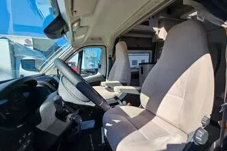 Globe-Traveller VOYAGER, 2.2, 121 kW, дизель, механическая, передний привод
