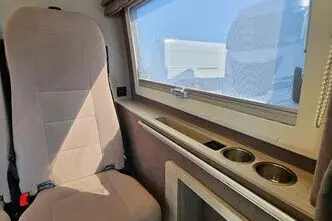 Globe-Traveller VOYAGER, 2.2, 121 kW, дизель, механическая, передний привод
