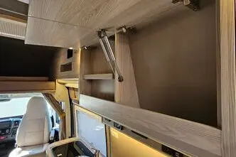 Globe-Traveller VOYAGER, 2.2, 121 kW, дизель, механическая, передний привод
