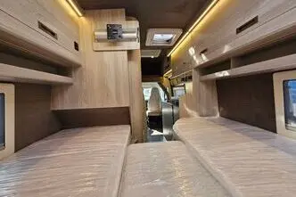Globe-Traveller VOYAGER, 2.2, 121 kW, дизель, механическая, передний привод