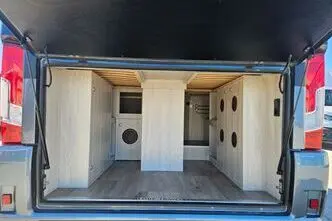 Globe-Traveller VOYAGER, 2.2, 121 kW, дизель, механическая, передний привод