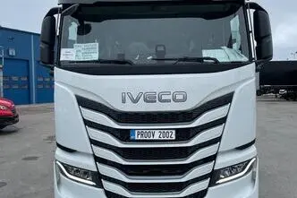 Iveco S-Way, 368 kW, diisel, automaat, tagavedu