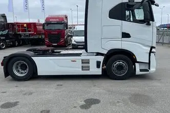 Iveco S-Way, 368 kW, diisel, automaat, tagavedu