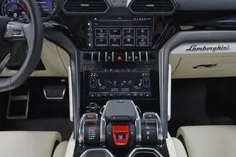 Lamborghini Urus, 4.0, 490 kW, bensiin, automaat, nelikvedu