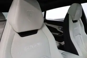 Lamborghini Urus, 4.0, 490 kW, bensiin, automaat, nelikvedu