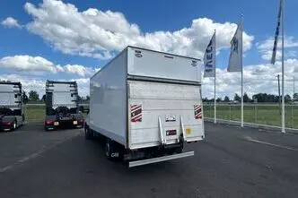 Iveco Daily, 2.3, 100 kW, дизель, автомат, задний привод
